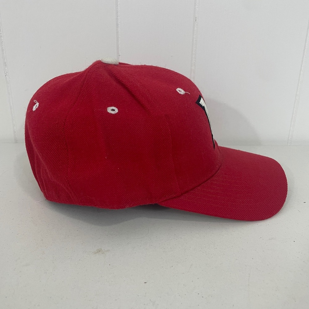 VTG Zephyr Miami RedHawks M Logo Fitted Hat Cap 7 1/4 Red Collegiate Mens - Picture 2 of 8